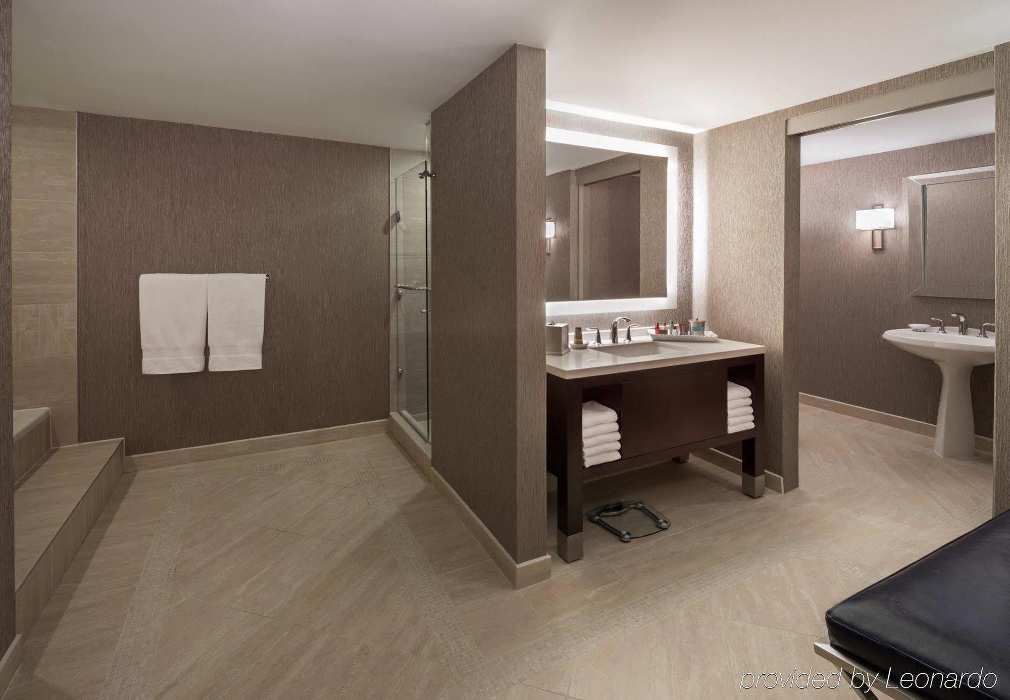 Marriott Downtown At Cf Toronto Eaton Centre Hotel Kültér fotó